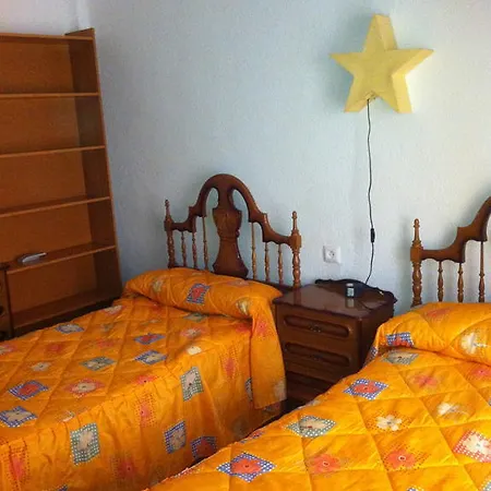 Hostal Ruiz *